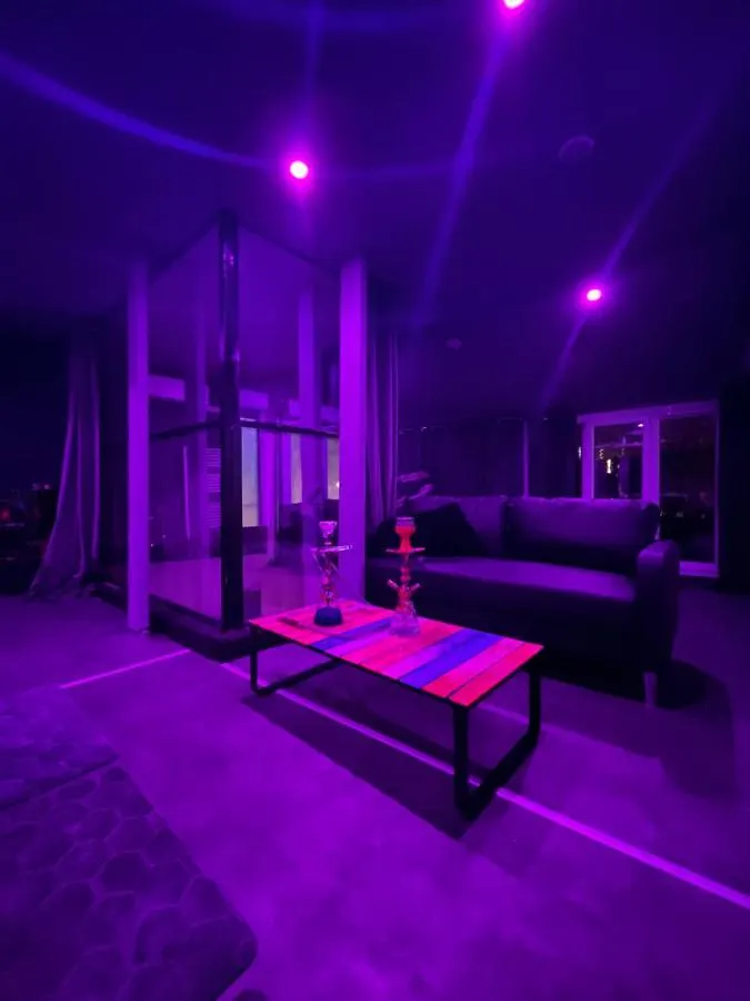 Love Room Rooftop Jacuzzi Marseille France